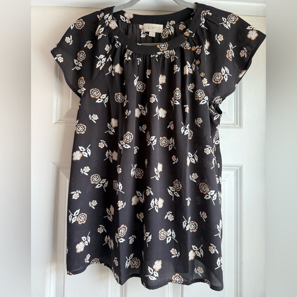 LOFT Black and White Floral Blouse